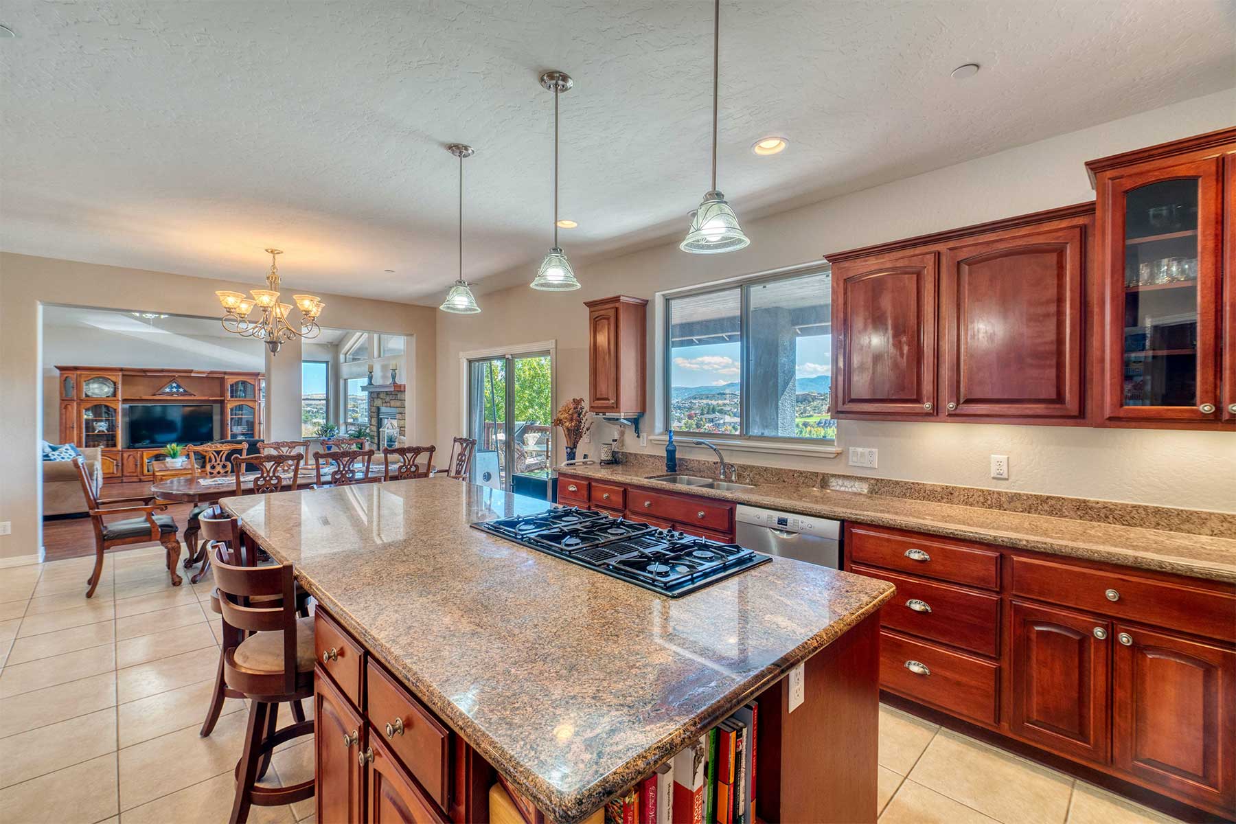 Top Rated General Contractor in Richmond Hill | Sonce Homes